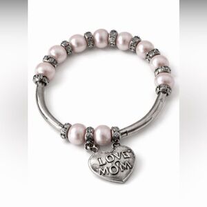 Elegant Pink Pearl Bracelet